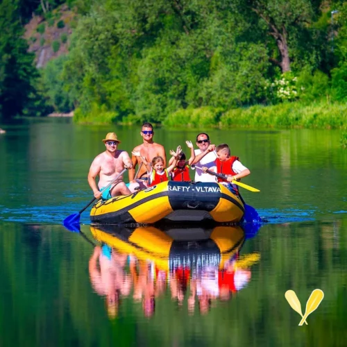 Jednodenní vodácký výlet ─ Č. Krumlov - Boršov nad Vltavou (35 km)